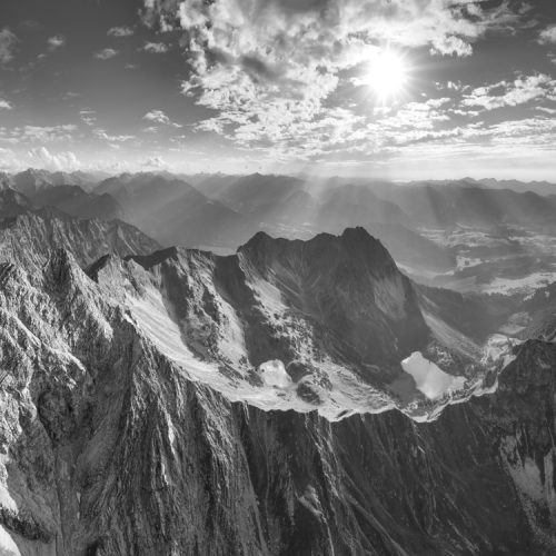 leinwand schwarz weiß wandbilder foto kaufen Allgäu Alpen Berge Oberstdorf Sommer Gaißalpsee Rubihorn Bergsee Nebelhorn Oberallgäuer himmel sonne