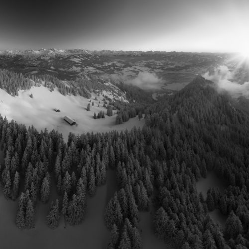 leinwand schwarz weiß wandbilder foto kaufen Allgäu Alpen Berge Winter Schnee Sonnenuntergang Alpenglühen Grünten Grüntenhütte Kranzegg Burgberg Oberallgäuer himmel sonne