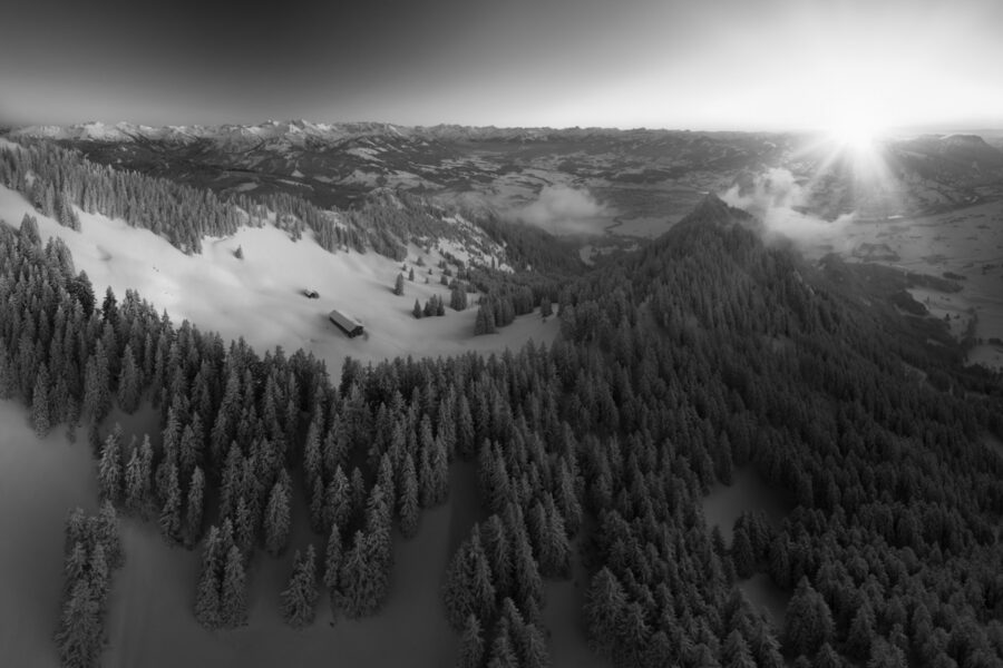 leinwand schwarz weiß wandbilder foto kaufen Allgäu Alpen Berge Winter Schnee Sonnenuntergang Alpenglühen Grünten Grüntenhütte Kranzegg Burgberg Oberallgäuer himmel sonne