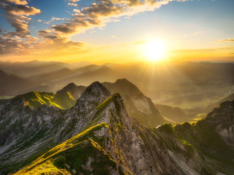 60_4815-Panorama-Allgäu-Alpen-Berge-Oberstdorf-Sommer-Sonnenuntergang-Rubihorn-Ifen-Nebelhorn-Gaisalpsee-Oberallgäu-orange-blau-grün-sonne ++