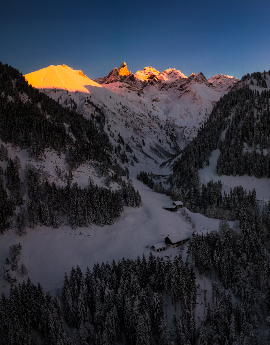 Hinterstein, Sonnenaufgang, Dramatisches Alpenglühen - Landschaftsfotografie Oberallgäu