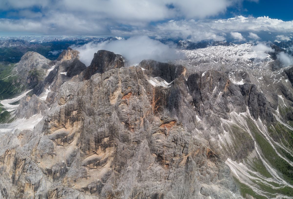 Dolomiten, Schroffe Felstürme, Sommerliche Hochgebirgslandschaft - Bergfotografie Südtirol
