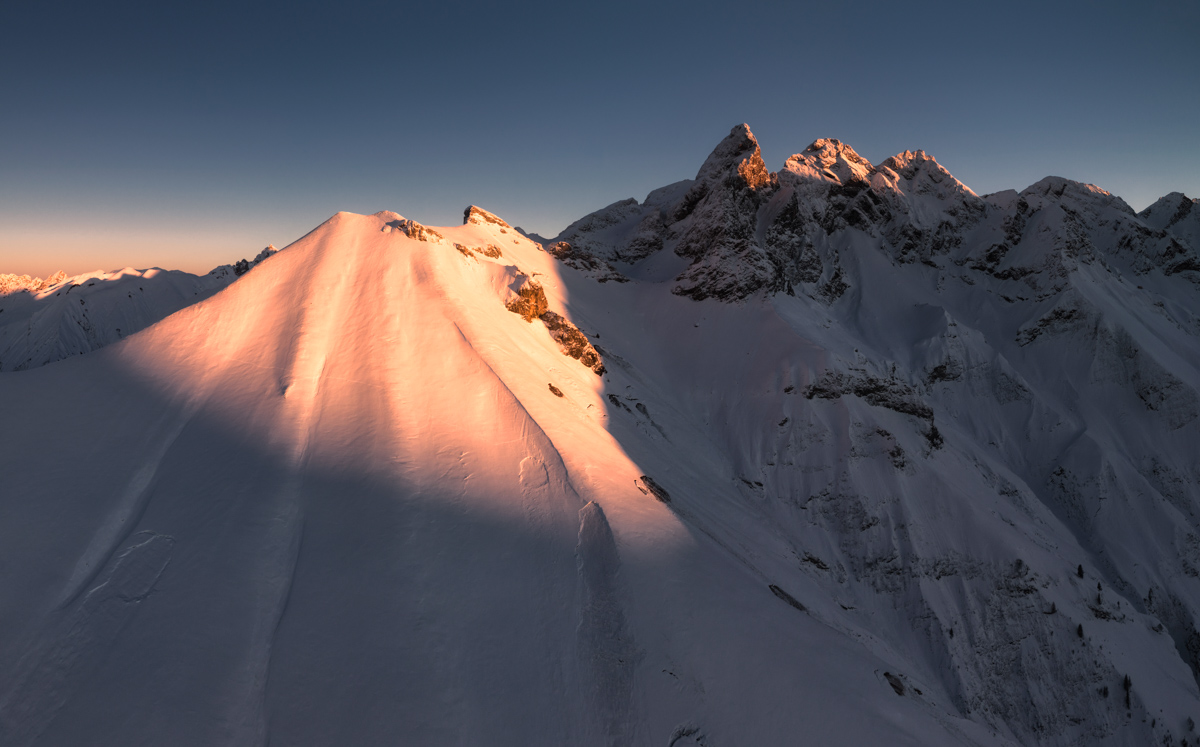 Oberstdorf, Hochfrott und Mädelegabel im Abendlicht, Winterliches Alpenglühen - Bergfotografie Allgäu