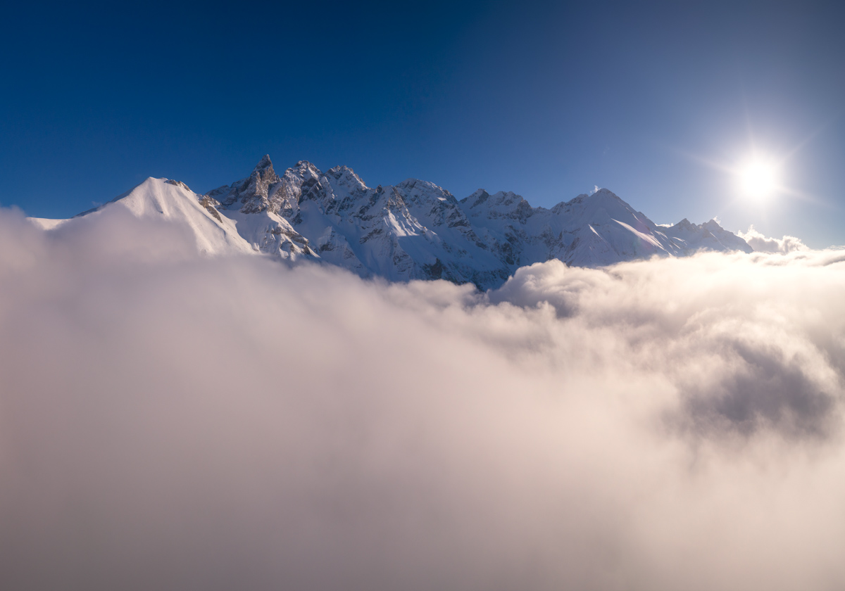 Oberstdorf, Hochfrott über dem Wolkenmeer, Strahlender Wintermorgen - Bergfotografie Oberallgäu