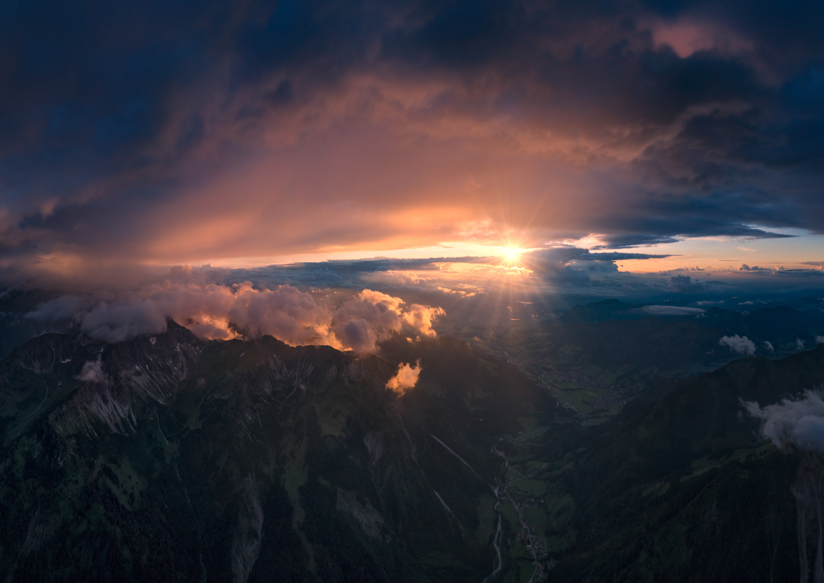 Hinterstein, Sommerpanorama, Sonnenuntergang über dem Tal - Landschaftsfotografie Allgäu