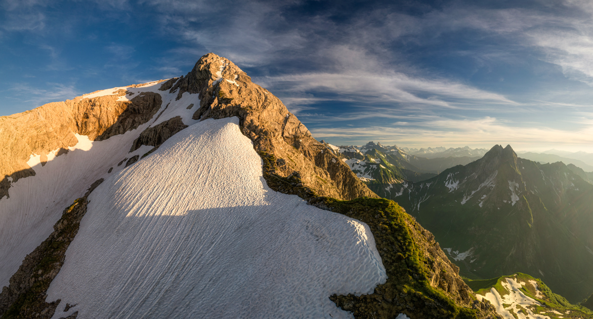 Hinterstein, Schneck und Großer Wilder, Frühlingslicht - Bergfotografie Allgäu