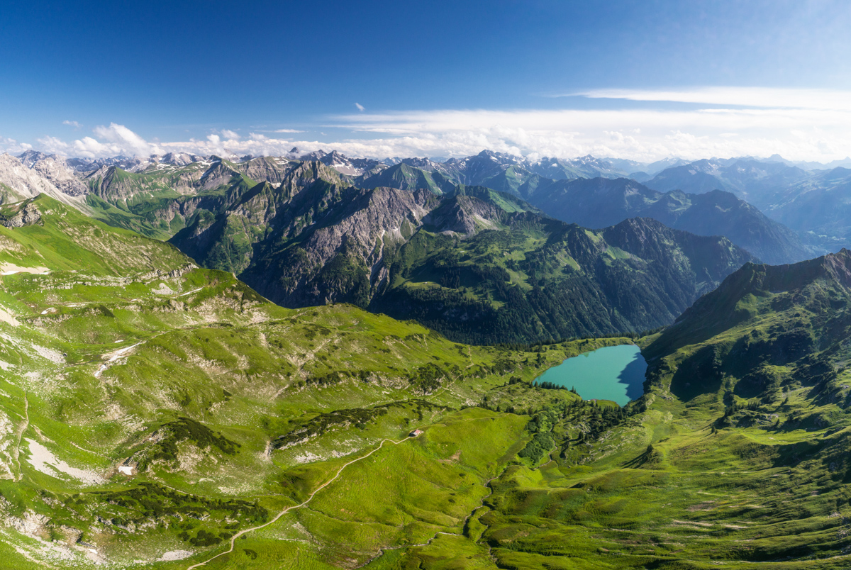 Oberstdorf, Seealpsee mit Höfats und Nebelhorn, Sommerglanz - Bergfotografie Oberallgäu