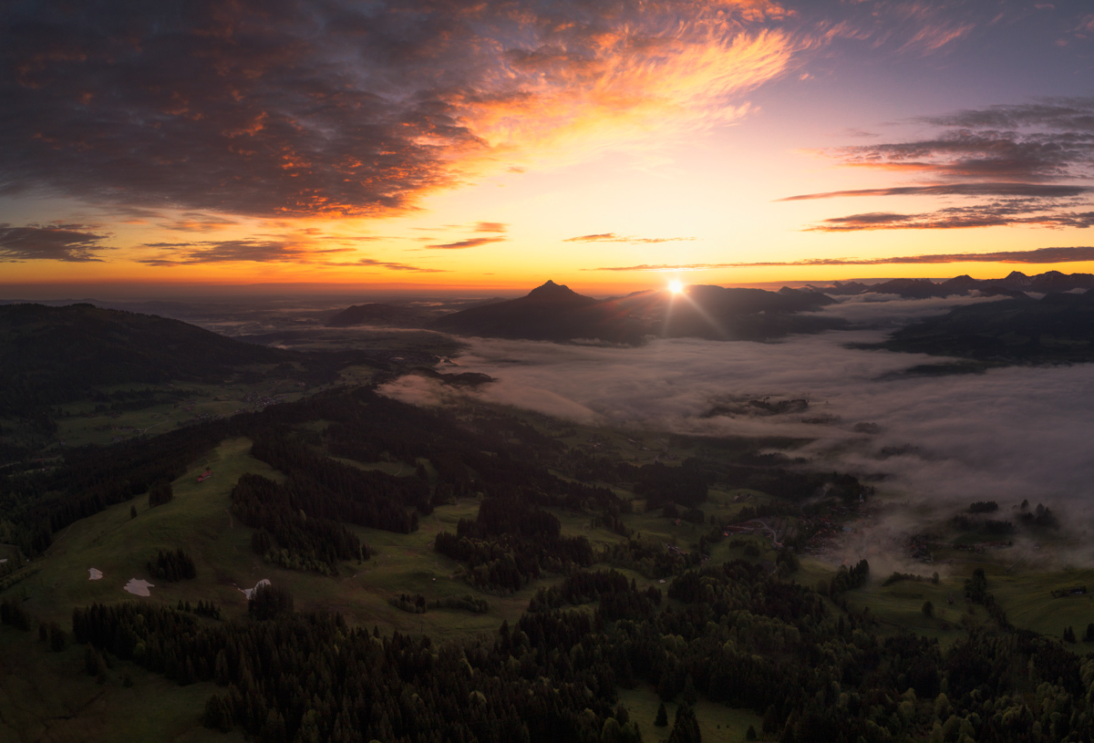 Grünten, Sonnenaufgang über dem Nebelmeer, Rettenberg - Landschaftsfotografie Oberallgäu