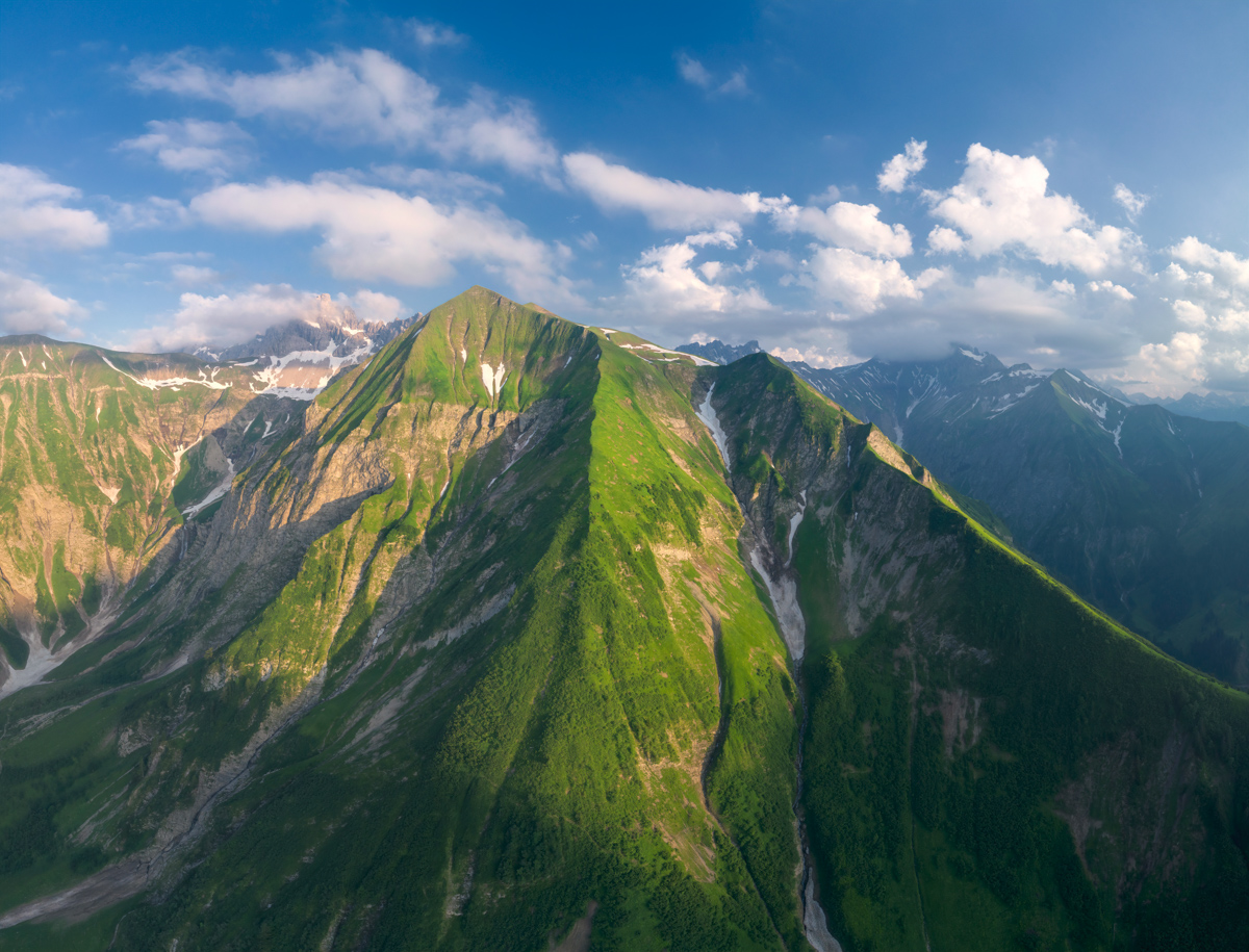 Oberstdorf, Höfats und Krottenkopf, Grüne Grasberge im Sommer - Landschaftsfotografie Allgäu