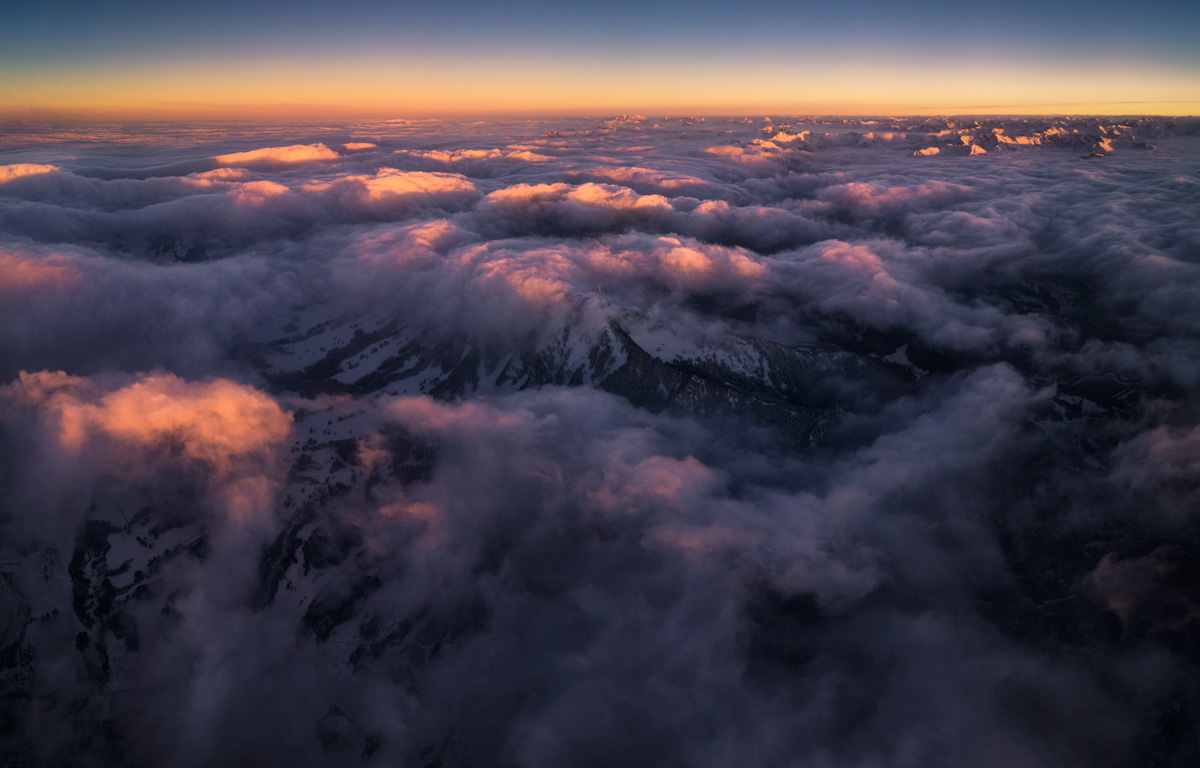 Grünten, Wolkenmeer über dem winterlichen Oberallgäu im Alpenglühen, Sonnenuntergang - Bergfotografie Allgäu
