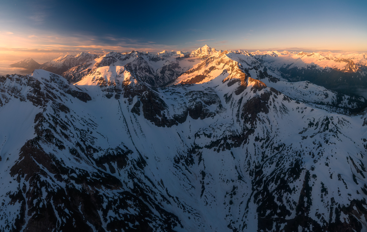 Hinterstein, Winterliche Bergkette im Sonnenuntergang, Giebel und Hochvogel - Landschaftsfotografie Allgäu