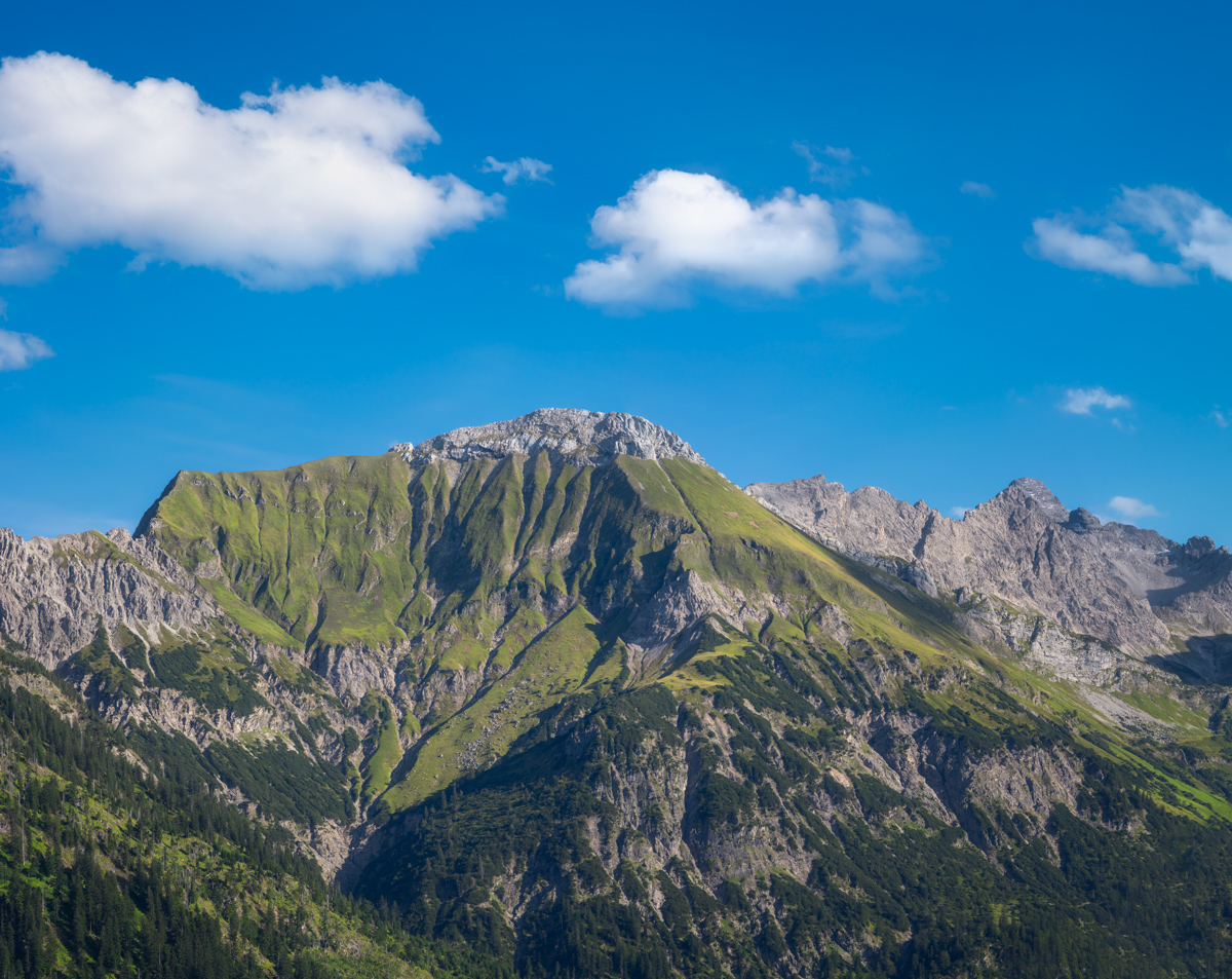 Hinterstein, Hochvogel und Glasfelder im Sommerlicht, Blauer Himmel - Landschaftsfotografie Allgäu