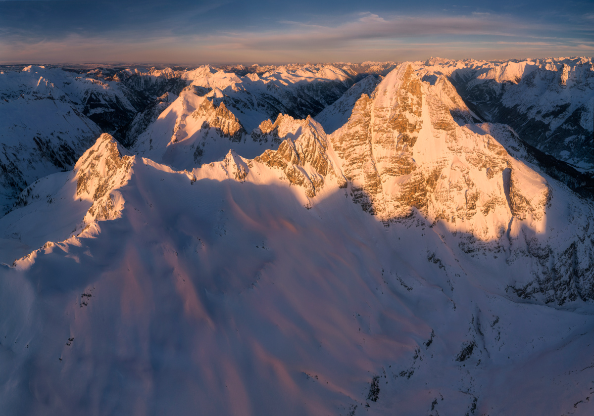 Hinterstein, Giebel, Schneck und Hochvogel im Winteralpenglühen, Verschneite Gipfel bei Sonnenuntergang