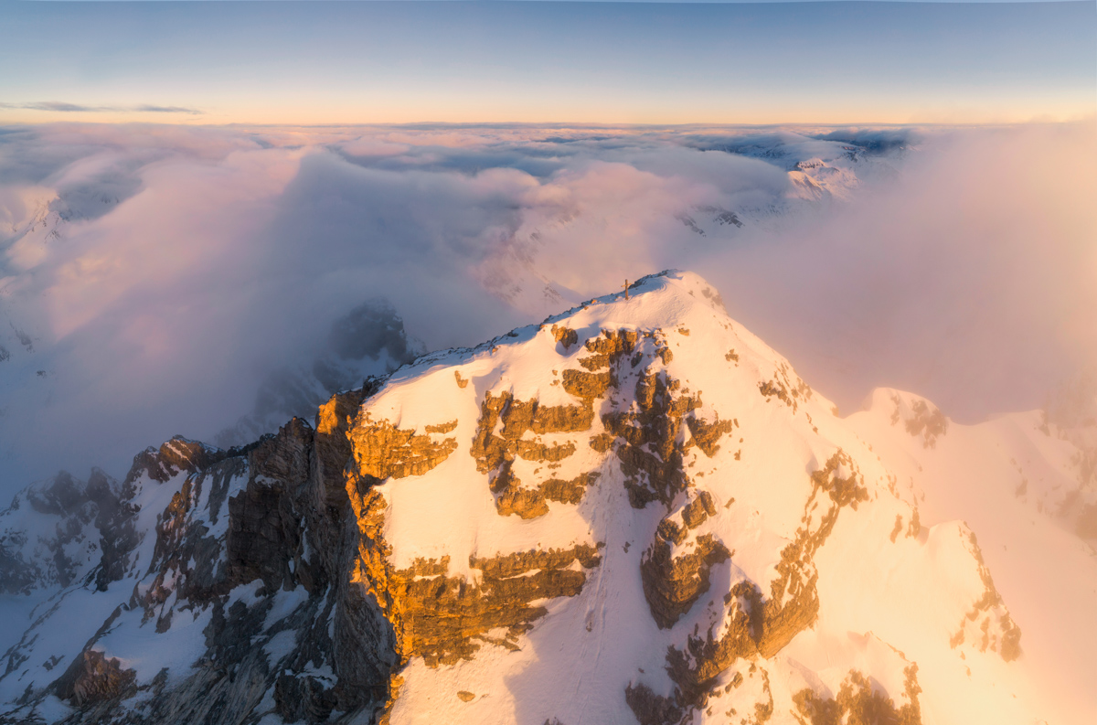 Hinterstein, Giebel und Hochvogel über den Wolken, Wintermorgen - Landschaftsfotografie Allgäu