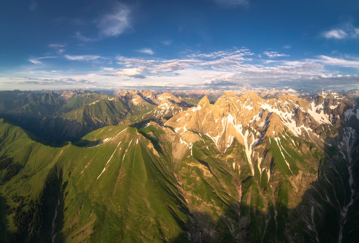 Oberstdorf, Hochfrott und Mädelegabel, Frühlingspanorama der Allgäuer Alpen - Landschaftsfotografie Allgäu