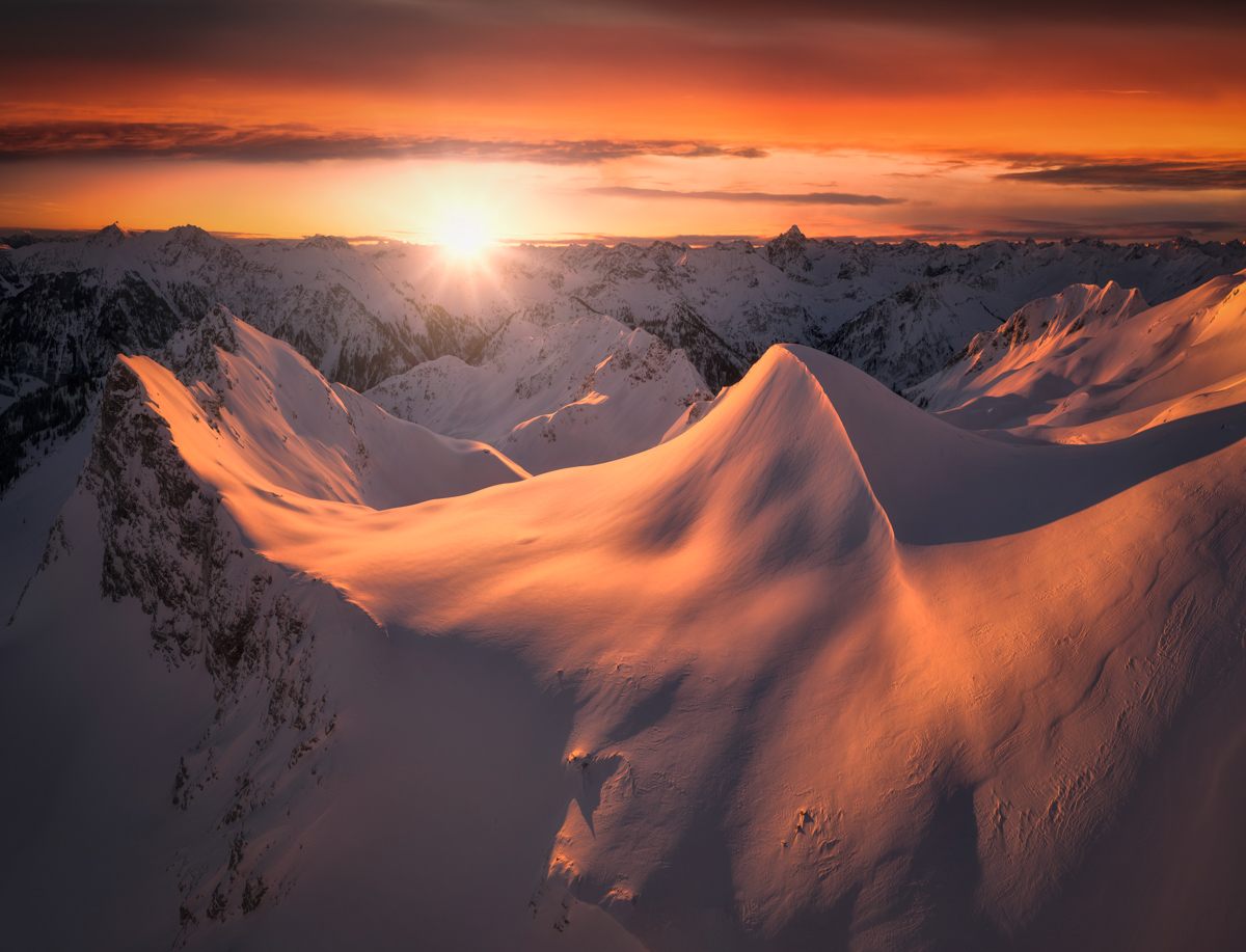 Hinterstein, Hochvogel und Kleiner Daumen im Winterlicht, Alpenglühen bei Sonnenuntergang - Landschaftsfotografie Allgäu