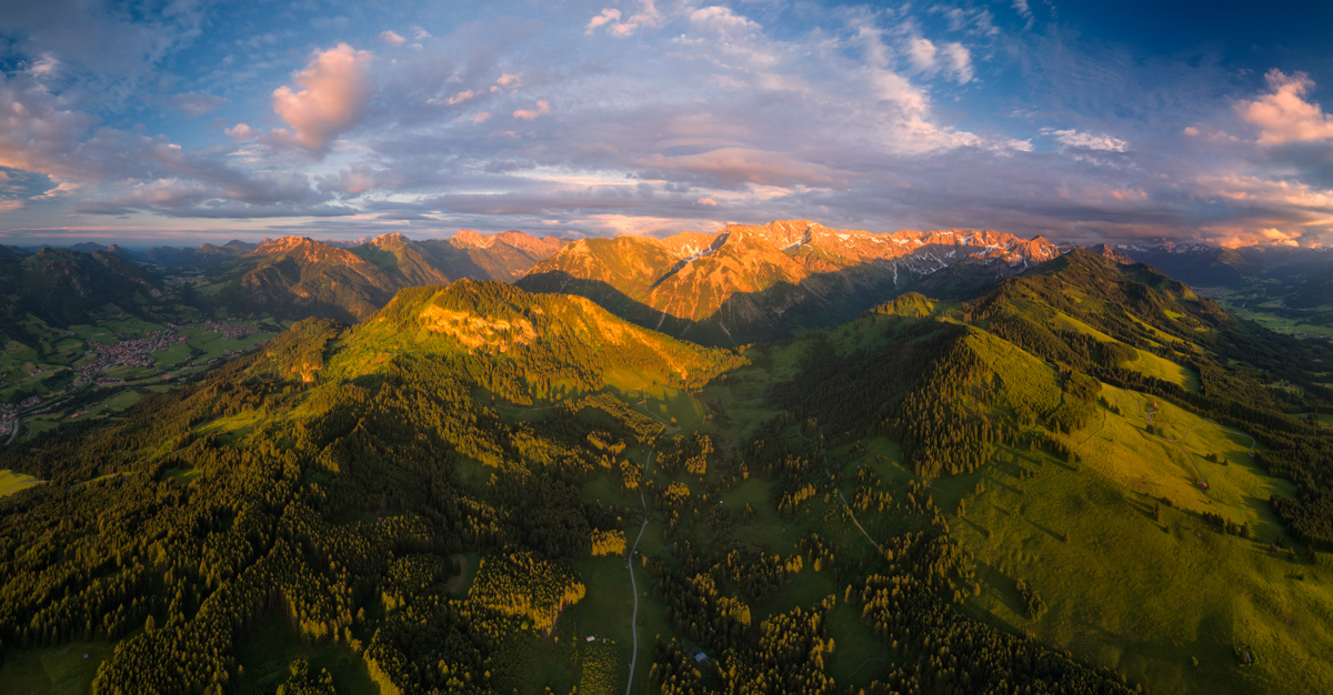 Hindelang, Alpenglühen aus der Luft, Sommerabend - Landschaftsfotografie Oberallgäu