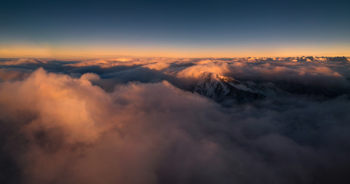 Grünten im Nebelmeer, Winterlicher Sonnenuntergang über den Wolken, Allgäuer Alpen von oben - Landschaftsfotografie Allgäu