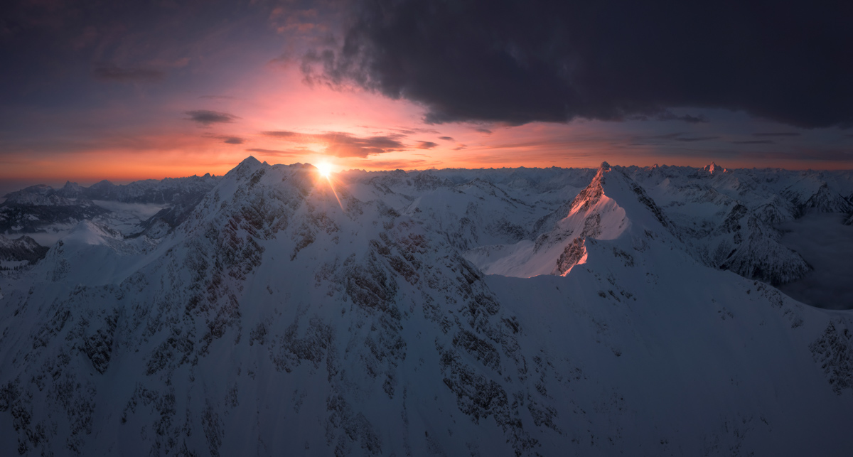 Hinterstein, Sonnenaufgang über Gaishorn und Rauhorn, Alpenglühen - Bergfotografie Allgäu