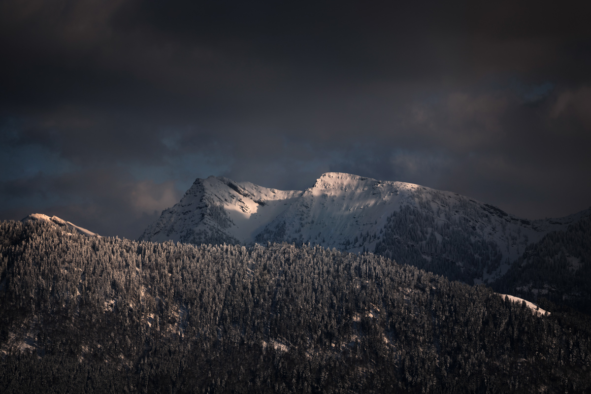 Oberstaufen, Hochgrat und Nagelfluhkette im Winterlicht, Stimmungsvoller Moment - Bergfotografie Allgäu