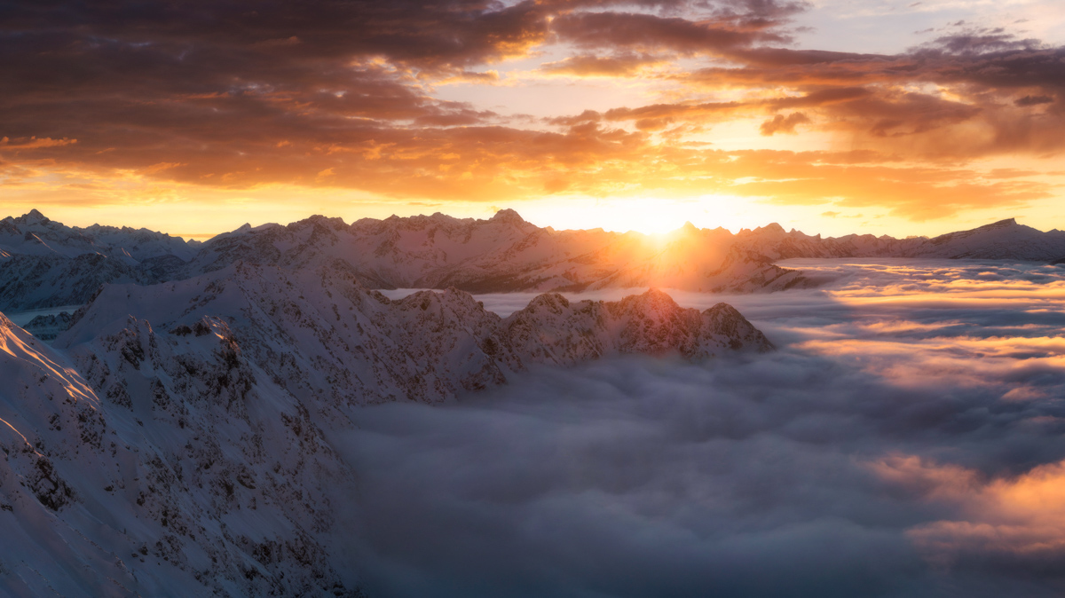 Oberstdorf, Sonnenuntergang am Seealpsee mit Nebelhorn und Ifen, Winterpanorama - Bergfotografie Allgäu