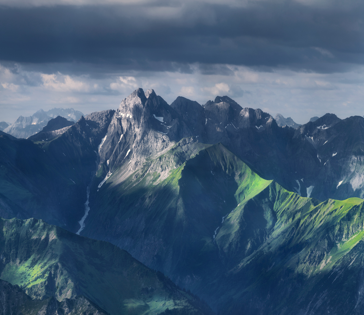 Oberstdorf, Trettach und Mädelegabel im Gewitterlicht, Sommer - Landschaftsfotografie Allgäu