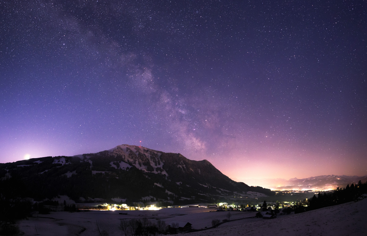 Grünten Milchstraße, Sternenhimmel über winterlichem Rettenberg, Oberallgäu