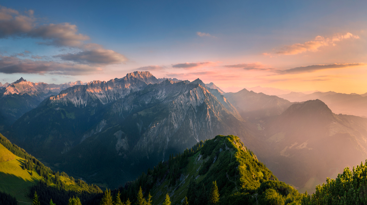Hinterstein, Bergpanorama vom Isler bis Breitenberg, Sommerlicher Sonnenuntergang - Bergfotografie Oberallgäu