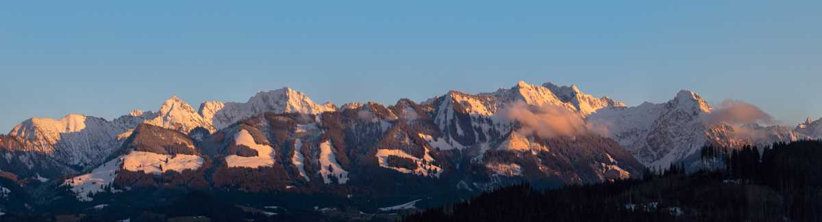 Oberstdorf, Rubihorn im Alpenglühen, Goldener Wintersonnenuntergang - Bergfotografie Oberallgäu