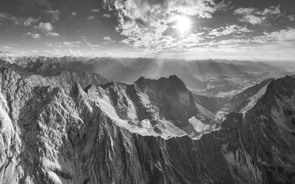 fotogalerie oberstdorf Allgäu Alpen Berge Oberstdorf Sommer Gaißalpsee Rubihorn Bergsee Nebelhorn Oberallgäu blauer himmel grün sonne
