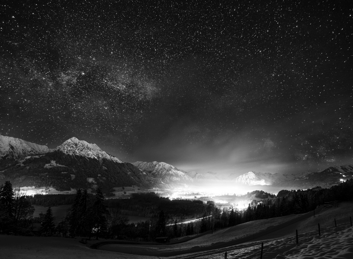 landschaftsbild Allgäu Alpen Berge Winter Schnee verschneit Rubihorn Nebelhorn Weihnachten Winternacht Oberstdorf Oberallgäu Rubihorn Rubi blau orange schwarz