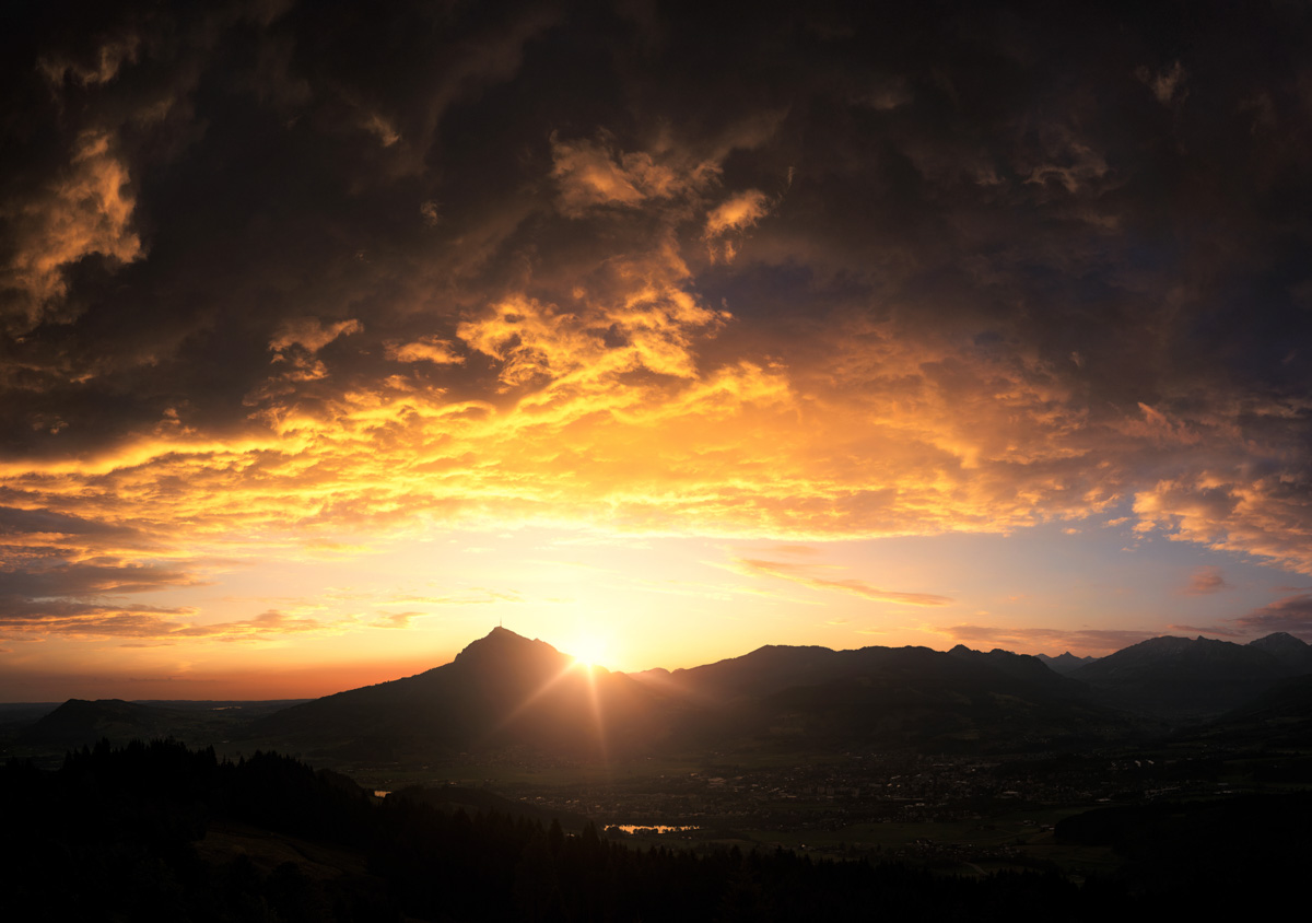 Panorama Allgäu Alpen Berge Grünten Sommer Wolken Sonnenaufgang Sonthofen Rettenberg Burgberg Oberallgäu sonne