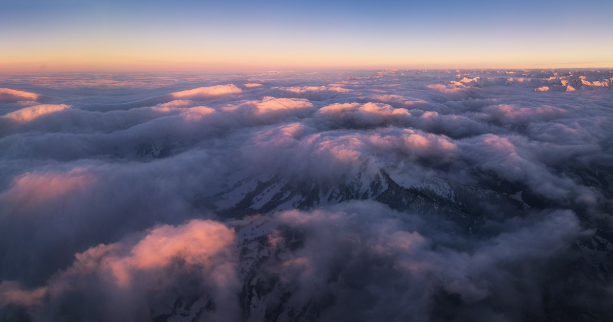 Panorama Allgäu Alpen Berge Winter Schnee Alpenglühen Grünten Grüntenhütte Kranzegg Burgberg Oberallgäu orange blauer himmel rot sonne