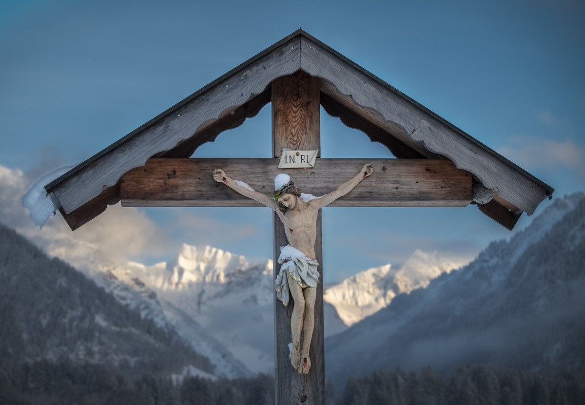Panorama Allgäu Alpen Berge Winter Schnee verschneit Großer Wilder Hochalpen Oberstdorf Oberallgäu Schneck Höfats Sonnenuntergang Jesus Kreuz blau sonne