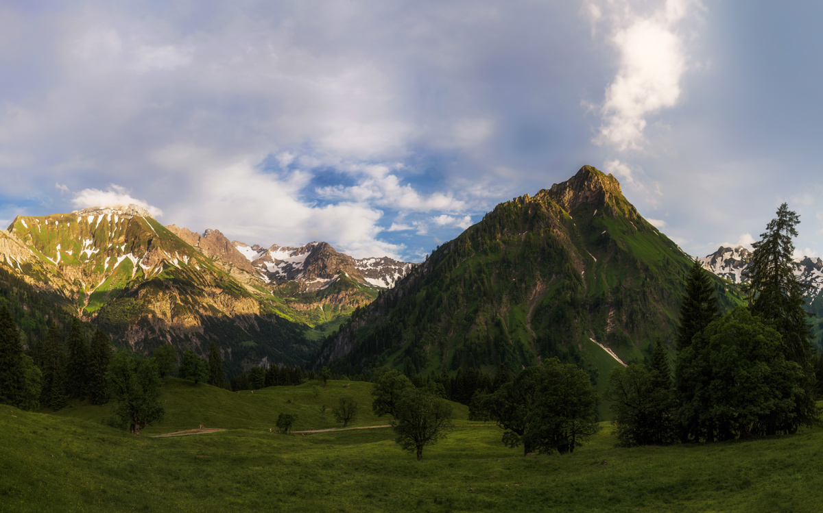 442 Sommer Allgäu Berge grün Bad Hindelang Hinterstein