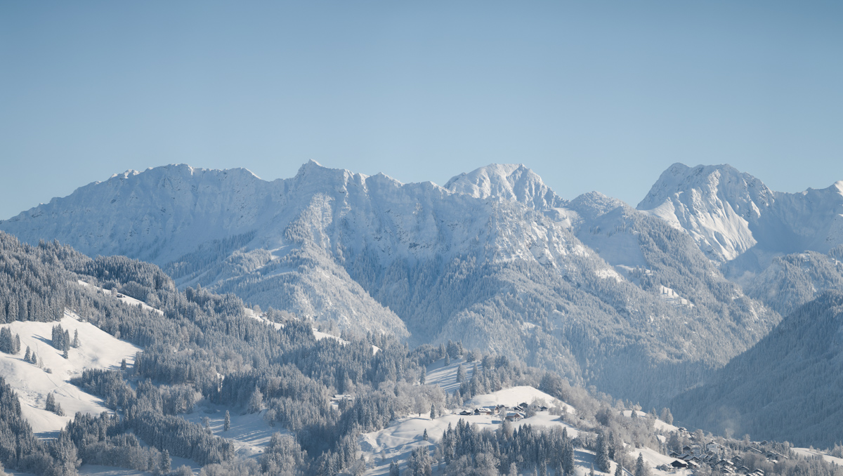 Panorama Allgäu Alpen Berge Winter Schnee verschneit iseler bad hindelang sonthofen blau weiss
